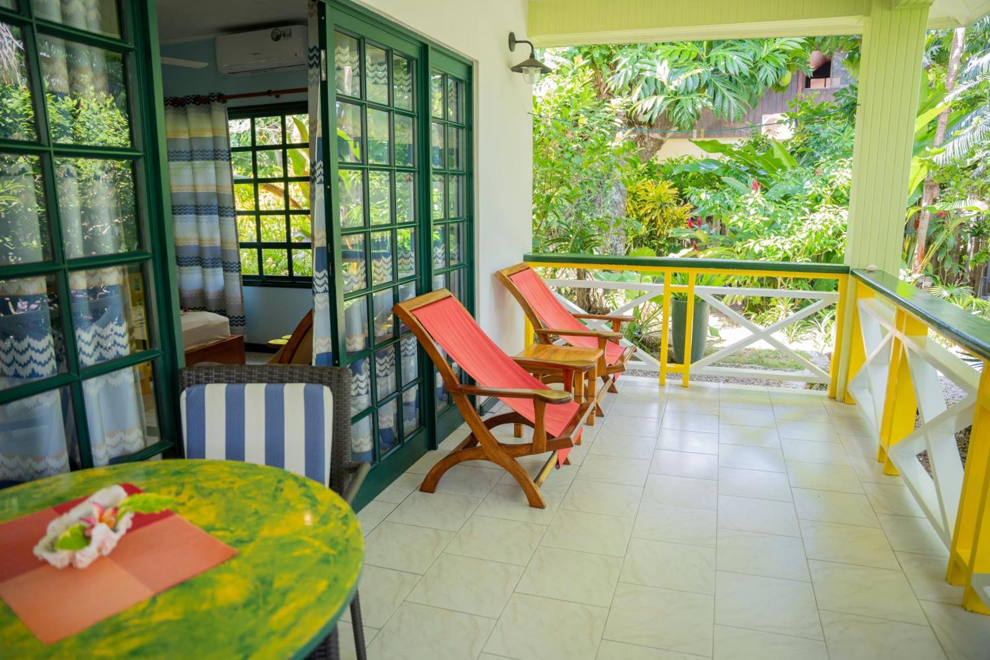 Pension Michel La Digue Exteriör bild